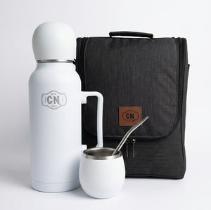 KIT MATE LISTO GRIS⭐Todo armado en un solo lugar para que salgas con tu mate listo, sin olvidar nada.